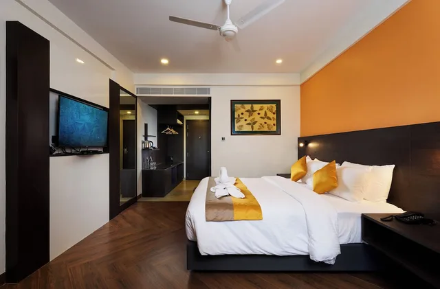 Deluxe, Double Bed, Astoria Hotels By Sparsa 2/10