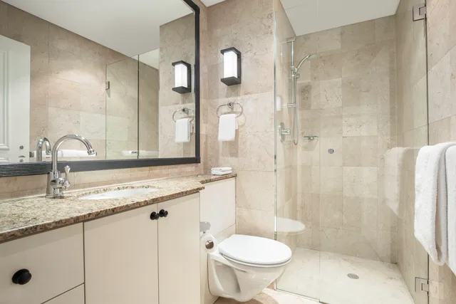 Executive, Studio, Apartment, Mantra 2 Bond Street Sydney 6/7