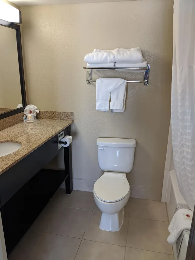 غرفة بريميوم، Concord Suites by IHG 4/4