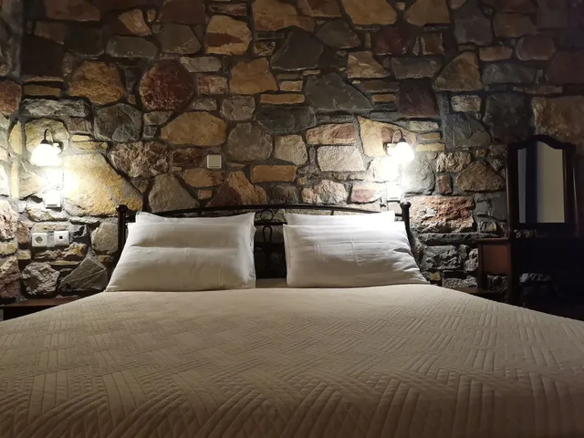 غرفة كلاسيكية بسرير كوين، Hotel Ataviros 2/2
