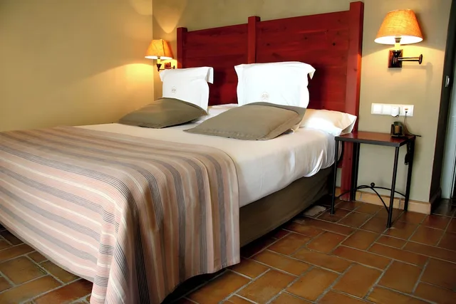 Junior Suite, Studio, Queen Bed, Sofa، Hotel Mas Salvi 2/6