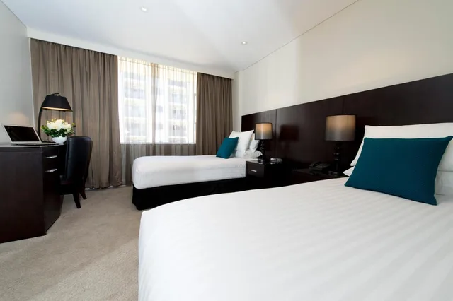 غرفة بسريرين منفصلين، Canberra Rex Hotel 2/4