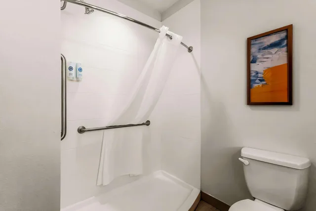 جناح بسرير كينج، Comfort Inn & Suites Donna Near I-2 3/3
