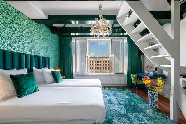 بنتهاوس، Hotel Des Arts 1/1