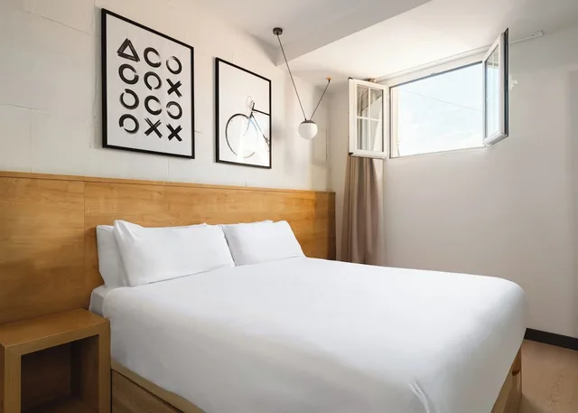 شقة عائلية بسرير كوين بغرفة نوم واحدة مع أريكة، Limehome Madrid Calle de la Madera 2/4