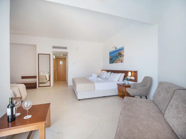 غرفة عائلية، Avlida Hotel 3/6