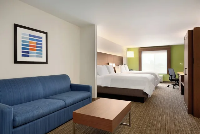 جناح بسريرين كوين مع أريكة، Holiday Inn Express Hotel And Suites Merced 3/7