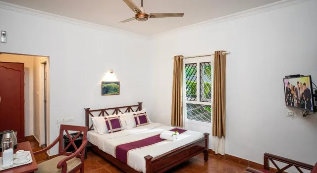 BLUE BELLS VALLEY RESORT، مونار 15/55