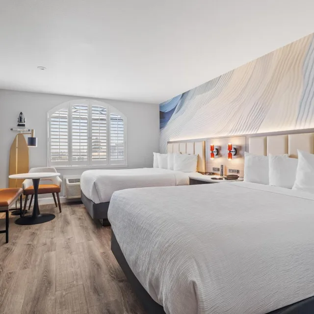 Room, 2 Queen Beds, Hotel Skye San Bruno 2/10