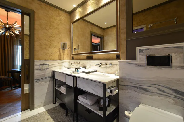 جناح بغرفتي نوم، Hotel TwentySeven 1/1