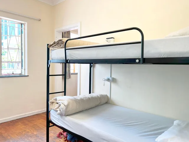 سكن مشترك مختلط بستة أسرّة، Long Street Backpackers - Adults Only 8/10