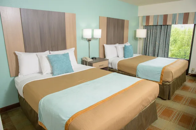 غرفة قياسية بسريرين كوين، Pigeon River Inn 1/9