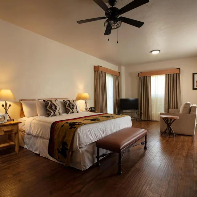 جناح تنفيذي، El Rancho Hotel 1/9