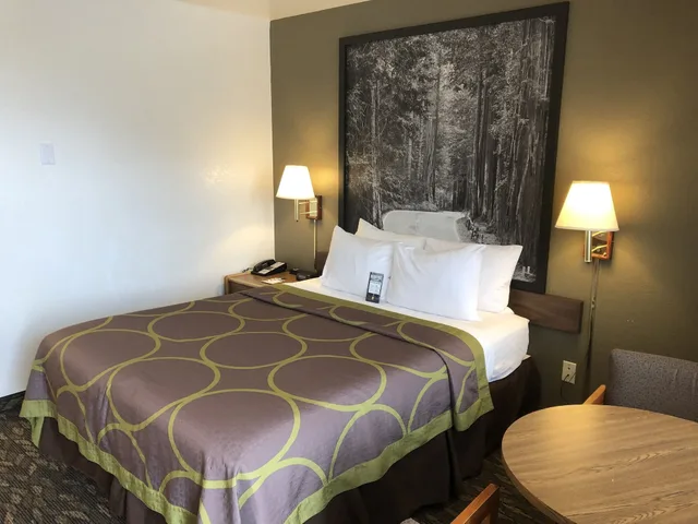 غرفة بسرير كوين لذوي الإعاقة، Super 8 by Wyndham Fort Bragg 9/10