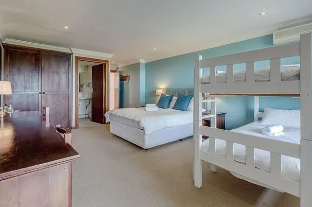 Family, Lodge, 1 Queen and 1 Bunk Bed, Sea View، Ilita Lodge 4/8