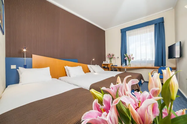 غرفة قياسية ثلاثية بثلاثة أسرّة، Express Krakow Hotel 3/5