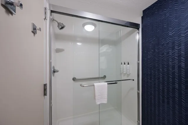غرفة بسرير مزدوج لذوي الإعاقة، Fairfield by Marriott Wallingford Meriden 6/6