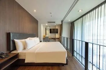 1 Bedroom, Duplex, Kitchen, Lit Bangkok Residence 1/1