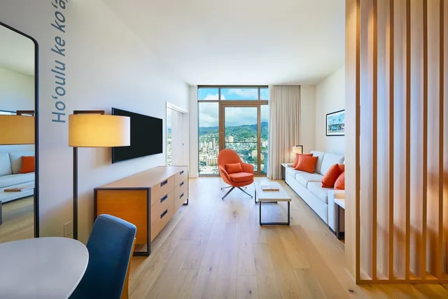 جناح بإطلالة على الجبل بغرفة نوم واحدة، Renaissance Honolulu Hotel & Spa 6/10