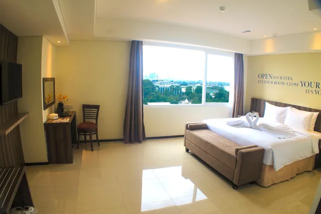 جناح بزنس، Kebayoran Park Hotel 1/2