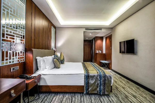 غرفة سوبيريور بسرير كينج، Arise Hotel Golden Horn 1/1