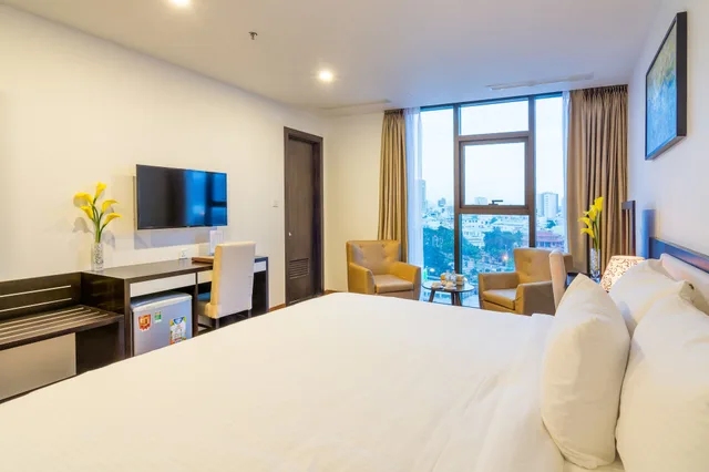 غرفة ديلوكس بسرير كينج بإطلالة على البحر، Dana Marina Hotel 3/5