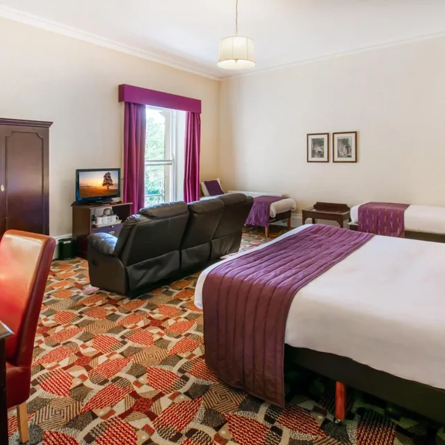 غرفة سوبيريور بسريرين منفصلين، Palace Hotel & Spa Buxton 1/1