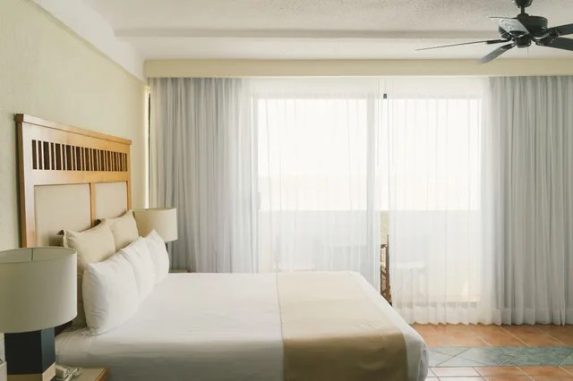 غرفة جونيور بسرير كينج، Hotel NYX Cancun 1/6
