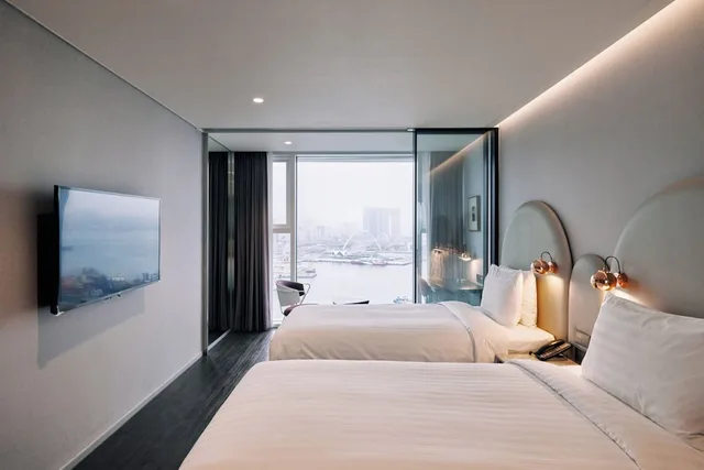 Ocean, Deluxe, Twin Beds، LaValse Hotel 2/6