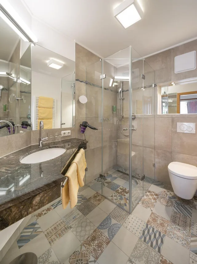 جناح بغرفتي نوم، Das Grune Hotel Zur Post - 100 Bio 10/10