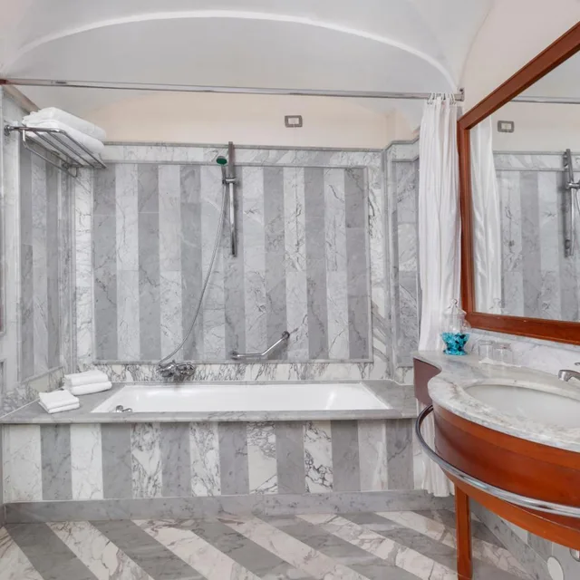غرفة سوبيريور بسرير مزدوج أو سريرين منفصلين بإطلالة على البحر، Alimuri Bay Resort 8/8