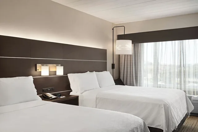 غرفة قياسية بسريرين كوين، Holiday Inn Express & Suites Fort Myers East - The Forum 1/4
