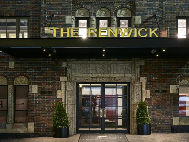غرفة تُحدَّد عند الوصول، The Renwick Hotel 1/1