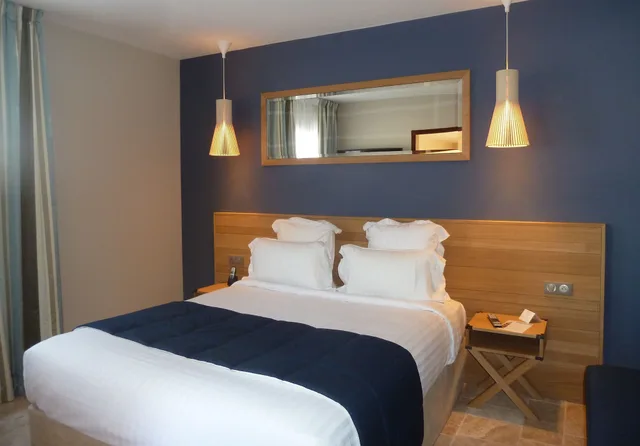 غرفة بسريرين منفصلين، Le Fregate Provence 3/6