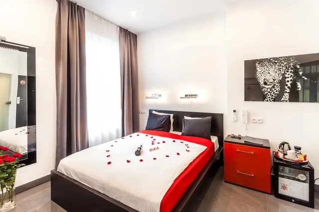 غرفة فاخرة بسرير كينج بجاكوزي، Komorowski Luxury Guest Rooms 2/4