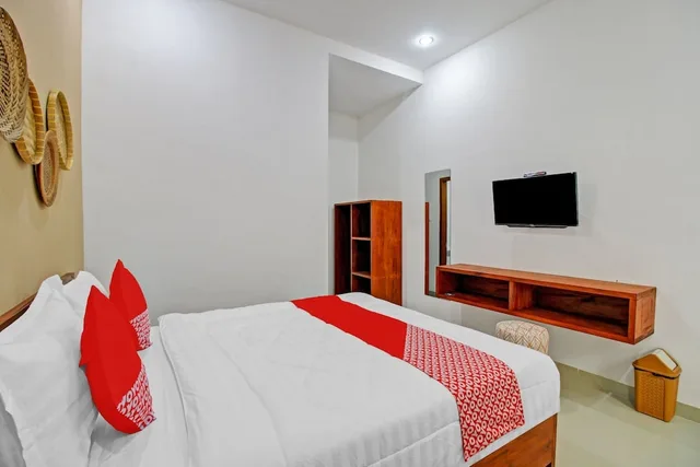 غرفة ديلوكس مزدوجة، OYO 90820 Madania Guesthouse Syariah 6/10