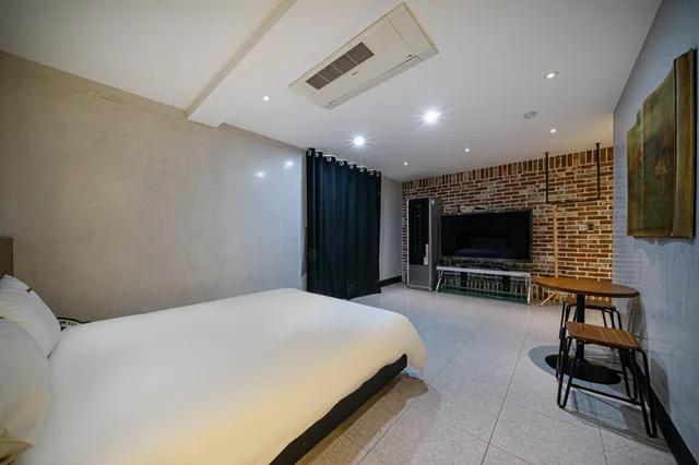 جناح عائلي بسرير مزدوج وسرير فردي، Hotel Ignis 1/2