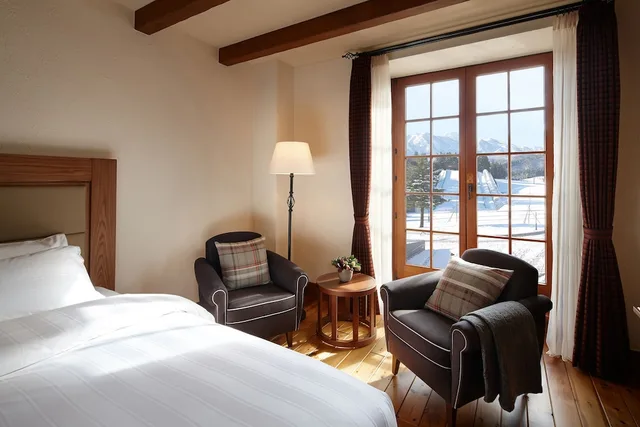 Deluxe, Family, Lodge, 1 Double and 1 Single Bed, 2 Beds، Lotte Arai Resort 3/7