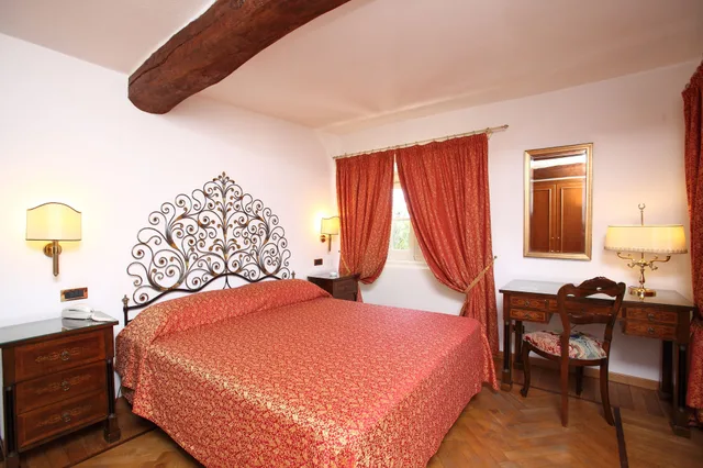 غرفة ثلاثية بسرير كوين، Grand Hotel Villa Balbi 1/6