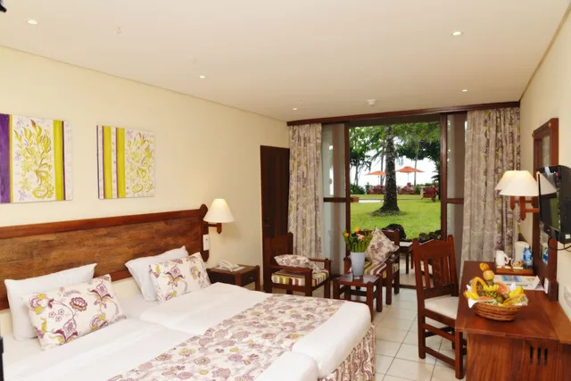 غرفة بسريرين منفصلين بإطلالة على الحديقة، Baobab Beach Resort 1/5