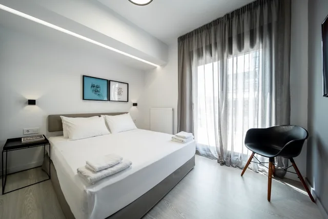 شقة فاخرة بسريرين مزدوجين بشرفة بـ3 غرف نوم مع أريكة، Heritage Boutique Apartments 3/9