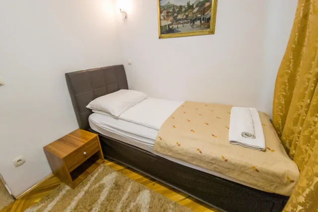 غرفة مفردة، Hotel Herc 1/10