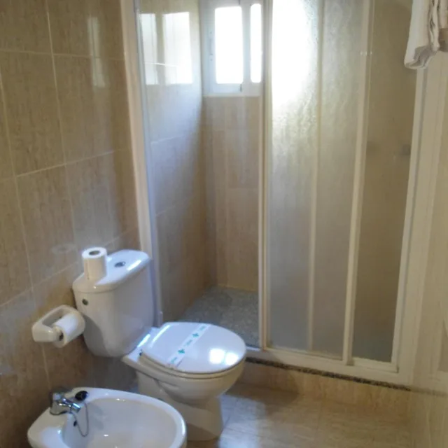 غرفة ثلاثية، Trabuco Hotel 6/6