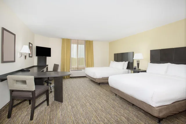 جناح استوديو بسرير كوين بحوض استحمام لذوي الإعاقة، CANDLEWOOD SUITES LONGMONT 1/6