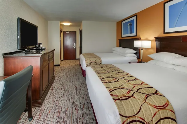 غرفة بسريرين كوين لذوي الإعاقة، Pear Tree Inn St Louis Arnold 2/5