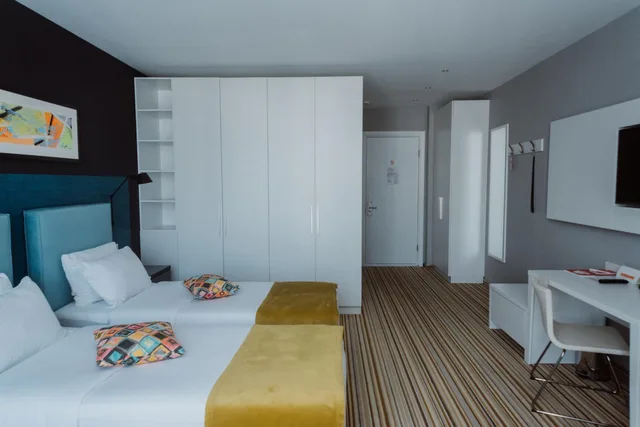 غرفة كلاسيكية بسرير مزدوج بشرفة، Tangerine Apart Hotel Batumi 7/10