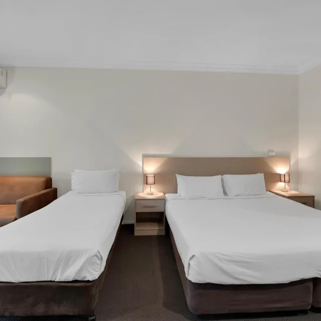 غرفة عائلية، Hunter Gateway Motel 4/7