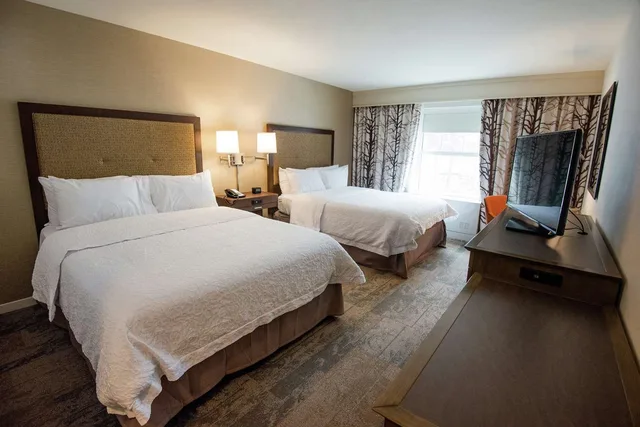 غرفة بسريرين كوين، Hampton Inn and Suites Manchester VT 1/2