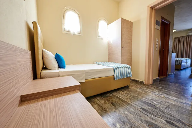 جناح متصل جونيور بسريرين منفصلين بغرفتي نوم، Thalia Deco City and Beach Hotel 6/10