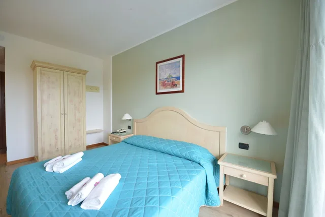 غرفة بسريرين منفصلين، Hotel Bella Italia 1/3